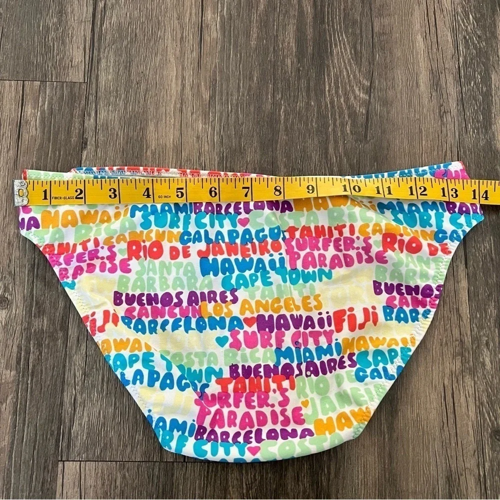 Women’s Full Coverage Multicolor Bikini Bottoms Size M
